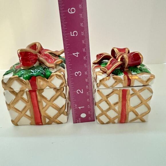 Christmas Candle Set of 3 Hand Painted Ceramic Holiday Gift Box Shaped Candles - Picture 3 of 7